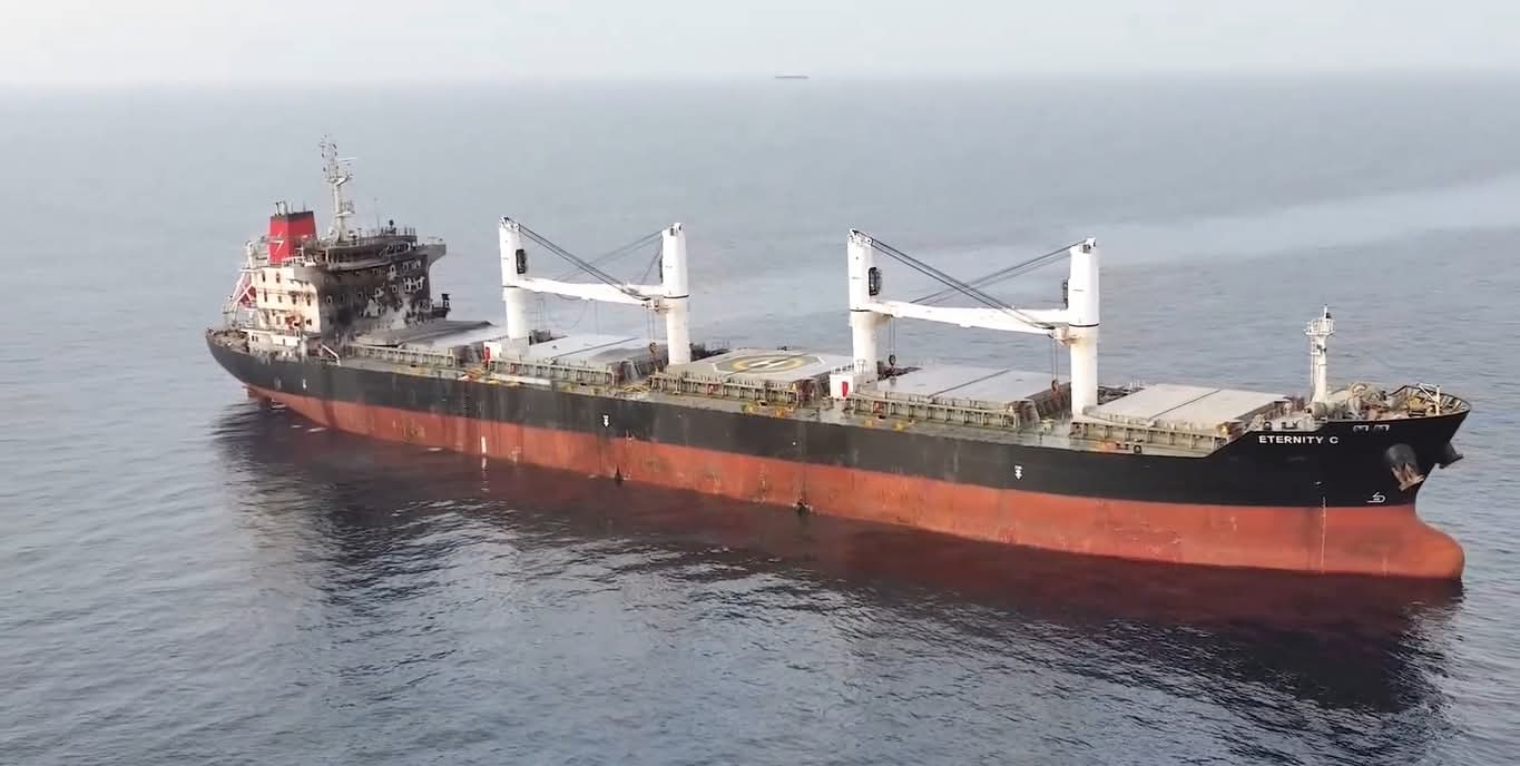 Sinking from Stern ternity-c-crew-members